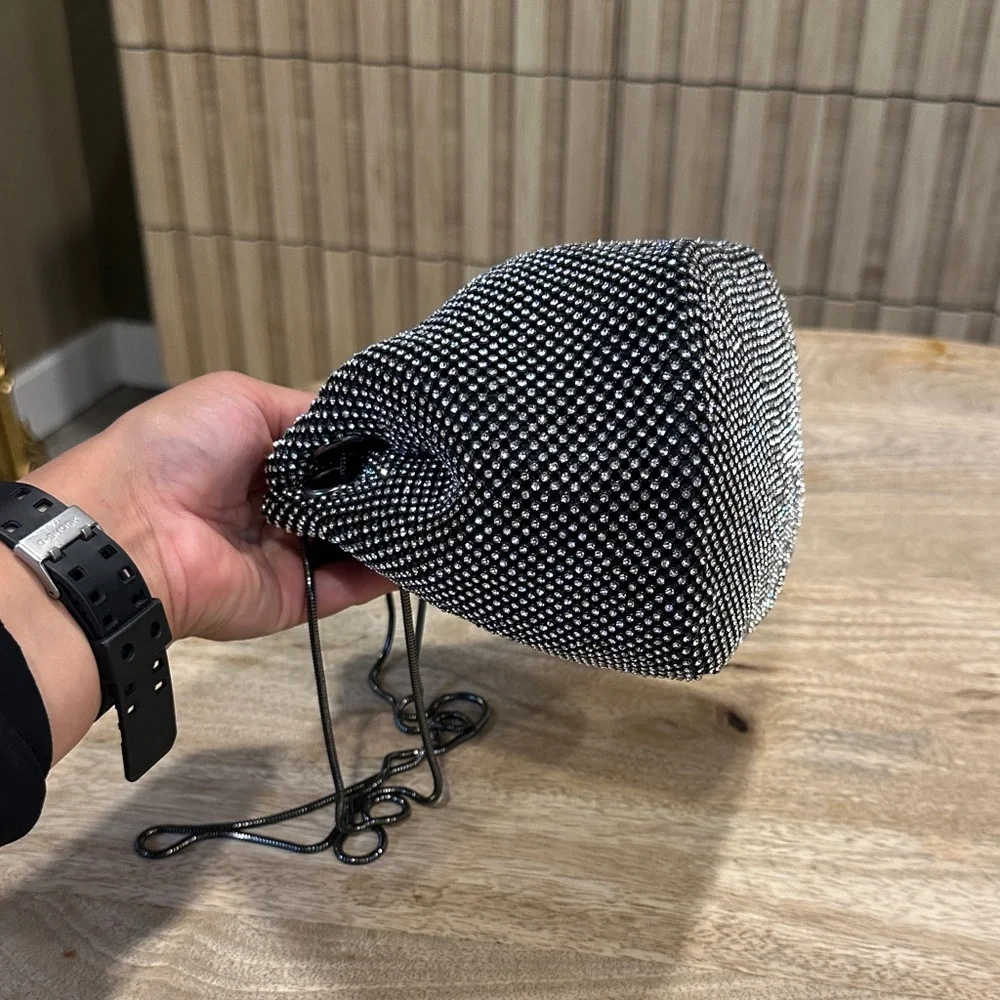 La Regale Black and White Mini Drawstring Bag - Picture 4 of 13